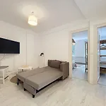 Spacious 2 Bedroom Accommodation Petite France